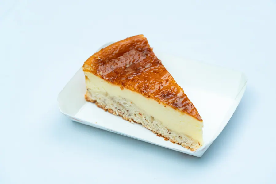 Baked Almond Cheesecake Slice