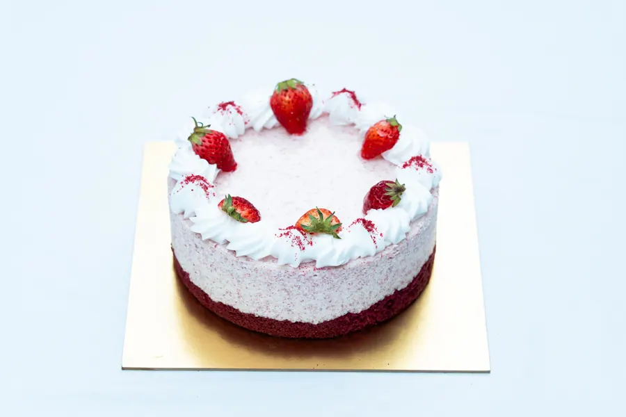 Red Velvet Cheesecake
